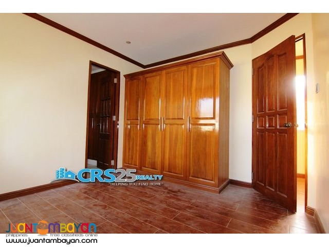 4Bedroom House For Sale at Kentwood Subdivision Cebu City