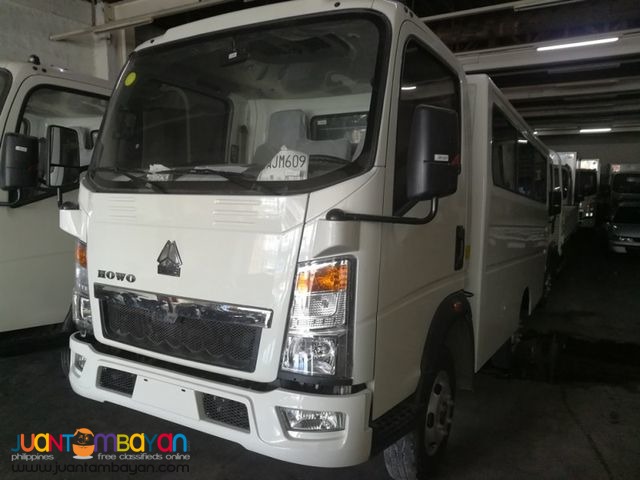 Best Value 4 Wheeler Multicab Passenger Van from Sinotruk