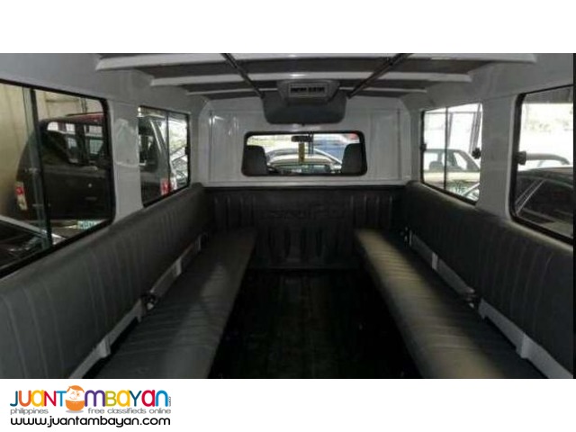 Best Value 4 Wheeler Multicab Passenger Van from Sinotruk