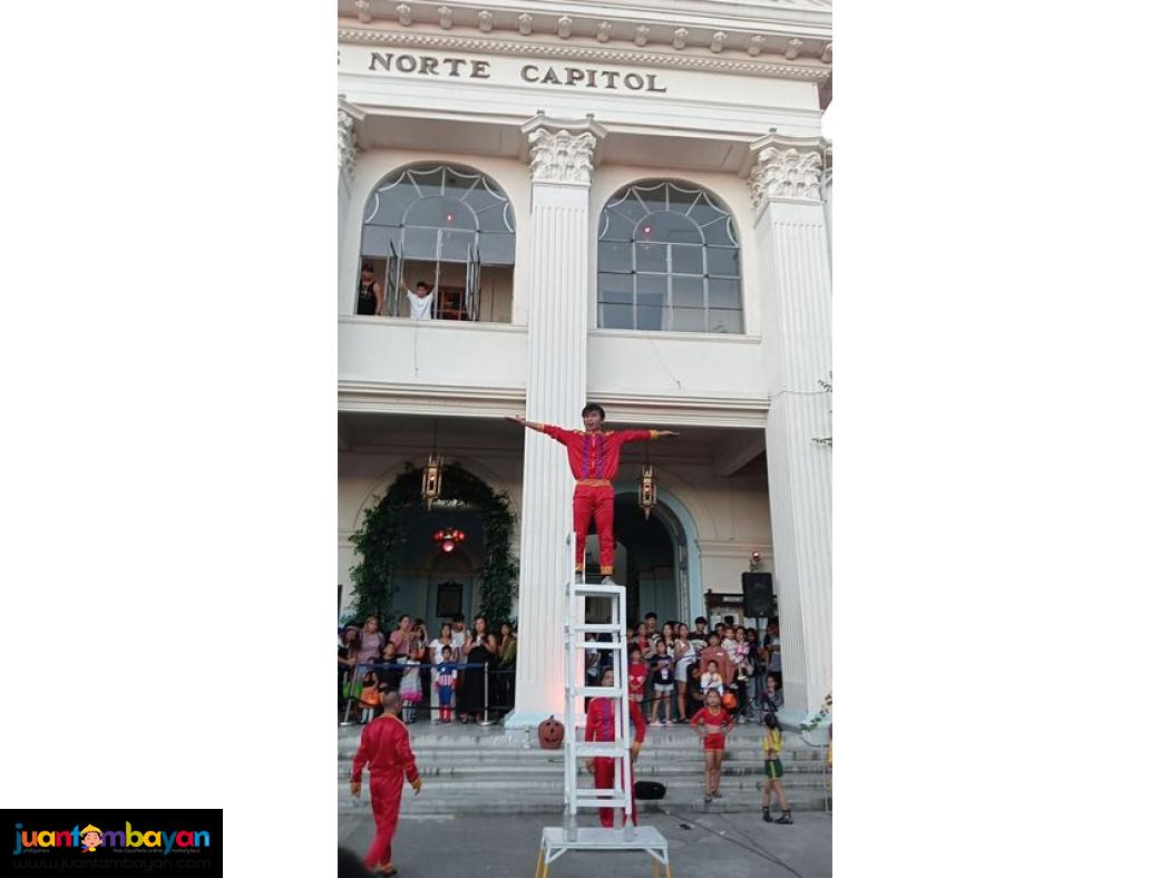 mime, Juggler, unicyclist, stilt walker