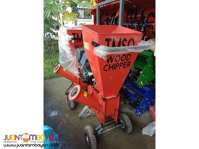 portable and reliable WOOD/TREE CHIPPER sale brand new!