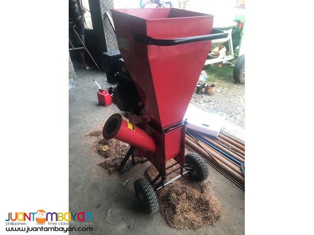 BRAND NEW PORTABLE WOOD CHIPPER FOR SALE