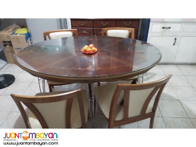 Oval Wooden Dining Table Set