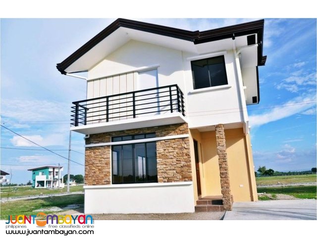 3 BR House and Lot with interior in Kawit cavite for Sale