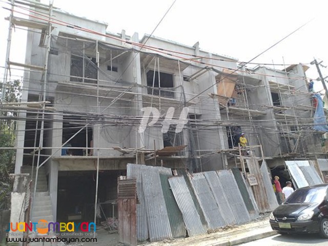 Townhouse For Sale In Visayas Avenue PH1101 
