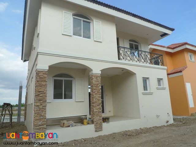4 BR Fully furnished Single-Detached FOR SALE in Cavite