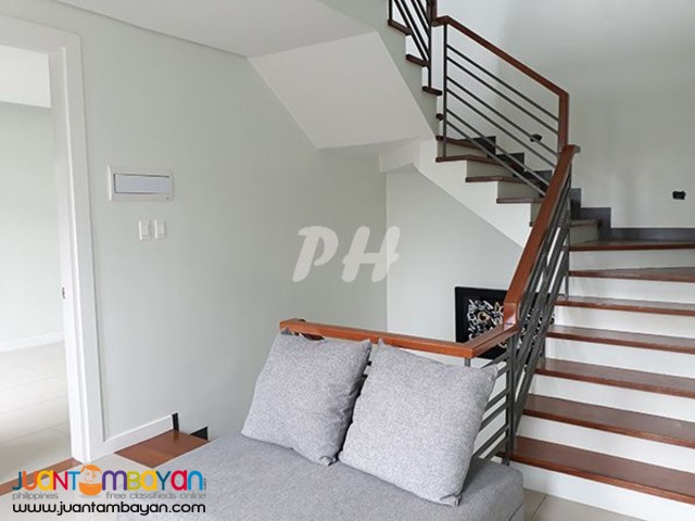  Spacious Townhouse in Project 6 Q.C Area  PH894
