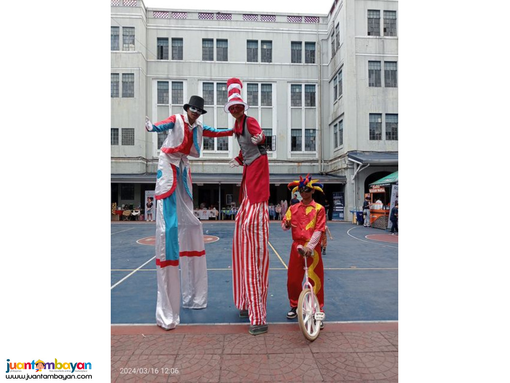 Stilt walkers, stilts, walking stilt for event and birthday party