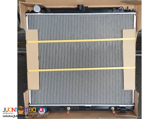 Nissan Navara d40 4x4 radiator assembly