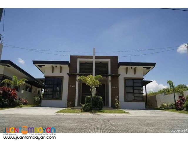 Alta Montebello Tagaytay  House and Lot For Sale, Duplex