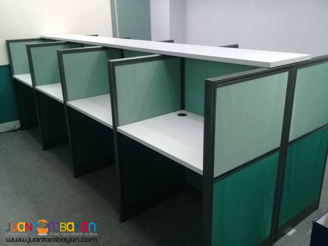 Brand New Modular Office Cubicle / Partitions with Tables