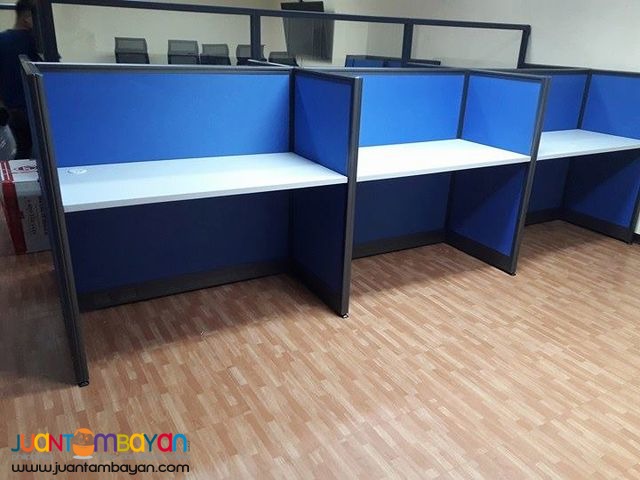 Brand New Modular Office Cubicle / Partitions with Tables