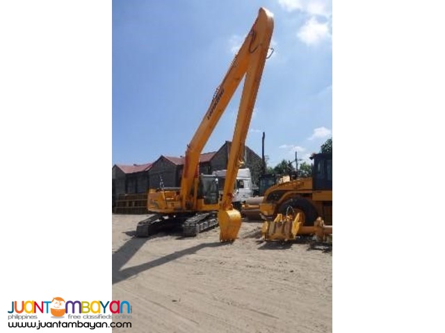 Backhoe CDM6235 Hydraulic Excavator ( Long Arm)