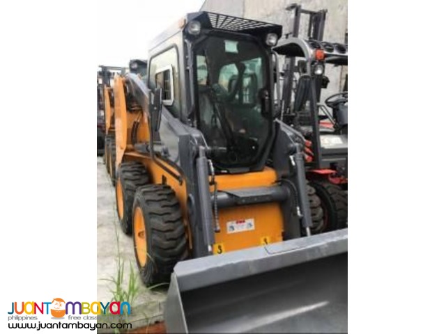 CDM307 SKID LOADER