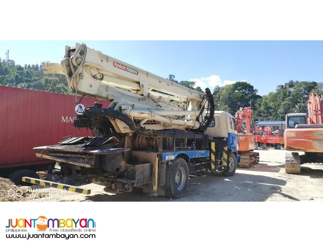 Pumpcrete Truck 6 Wheeler Isuzu 8pd1 Engine