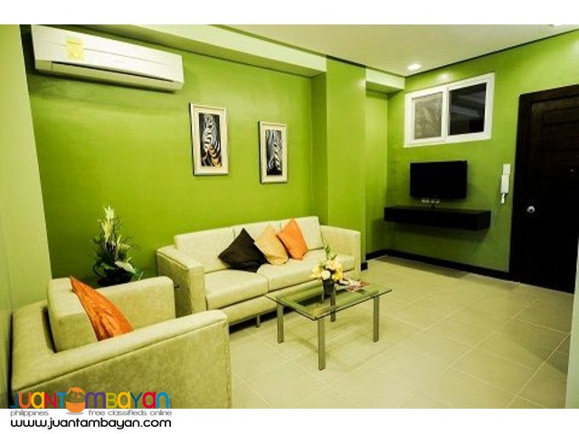 RESIDENTIAL CONDOMINIUM IN SANTONIS PLACE