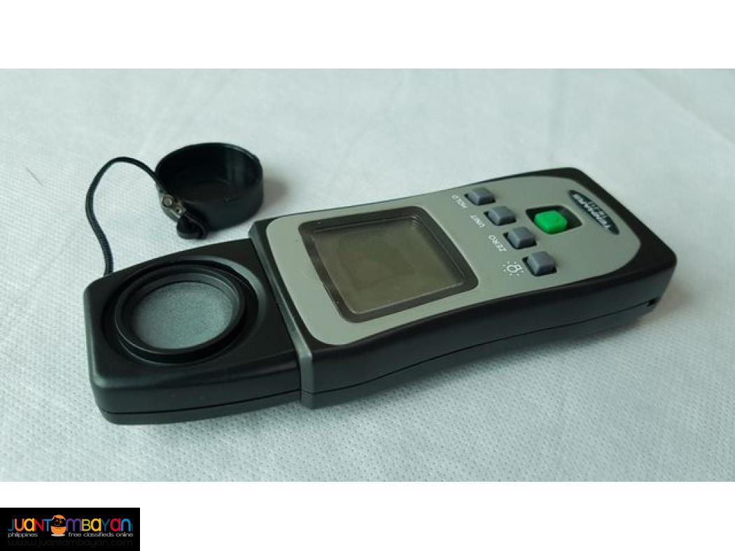 UV Light Meter, UV Meter, Pocket UV Meter, UVA/UVB, Tenmars TM-213