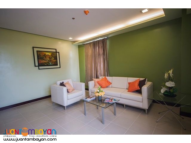 3BR UNIT (2BALCONY,2CR,WIFI,CABLE,HOUSEKEEPING)