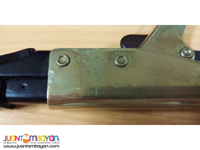 Grip-On 912 07 7-inch Axial Grip L-Shaped Locking Pliers (Pair)