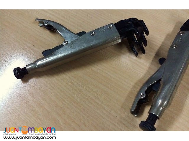 Grip On Locking Pliers Set