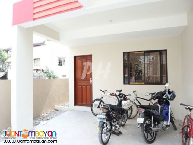 Modern Townhouse For Sale in Tandang Sora At 6.35M PH994