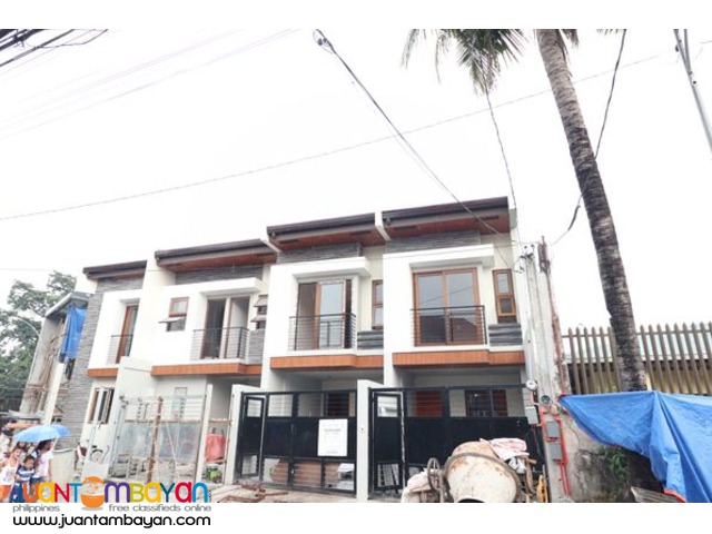 Affordable Townhouse For Sale in Tandang Sora at 6.3M PH2065 