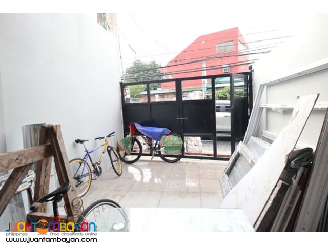 Affordable Townhouse For Sale in Tandang Sora at 6.3M PH2065 