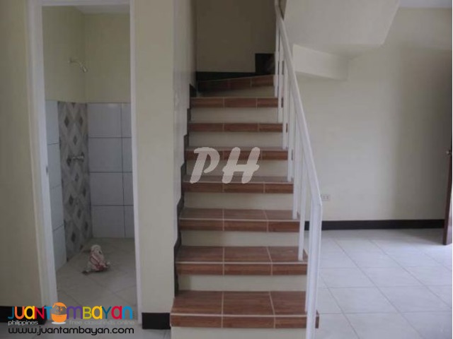 PH416  Townhouse for Sale in Pasig Subdivision at 3.925M