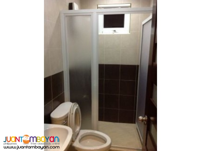 3Bedroom Executive with free Wifi,Cable,Housekeeping,Parking 