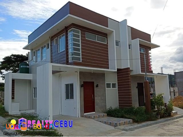 3BEDROOM DUPLEX HOUSE IN 88 SUMMER BREEZE TALAMBAN CEBU