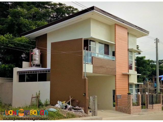 4BEDROOM SINGLE ATTACHED HOUSE 88 SUMMER BREEZE TALAMBAN CEBU