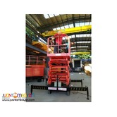 SCISSORS TYPE MANLIFT