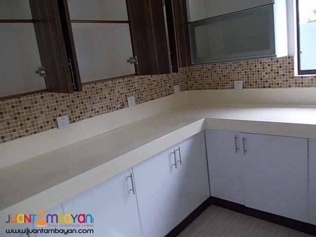 House and Lot For Sale in Royale Tagaytay Estates