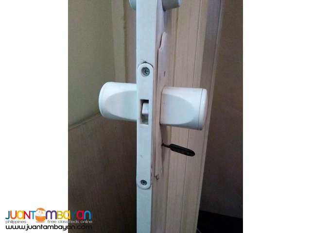 Accordion Door - Korix Office Furniture 