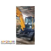 EXCAVATOR/BACKHOE