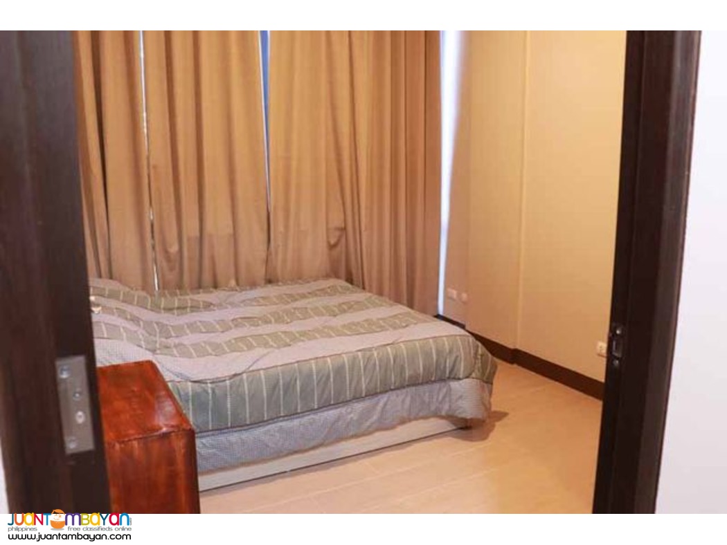 Fully furnished One bedroom Condo For Rent in Mckinley Hill