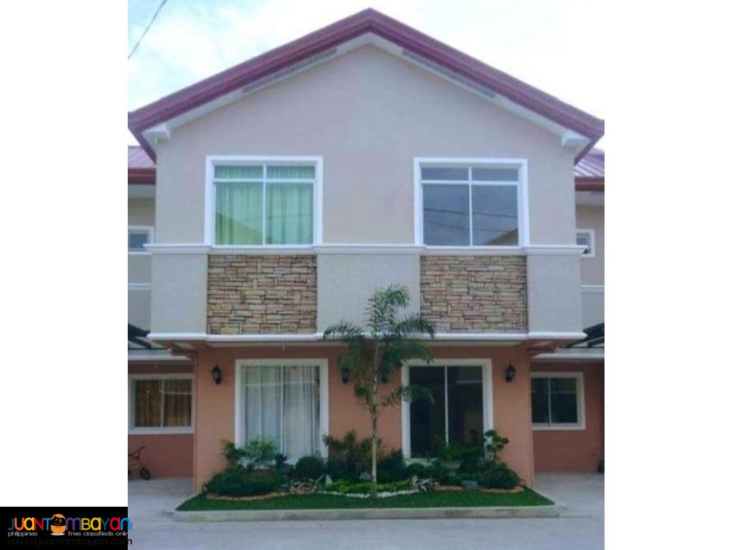 Summerfield Marquina near Rancho Estate Panorama