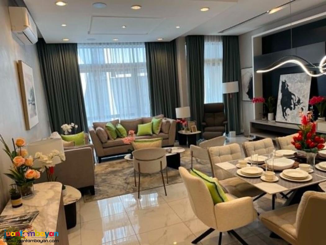 QC 4 BR townhome for sale near Fishermall