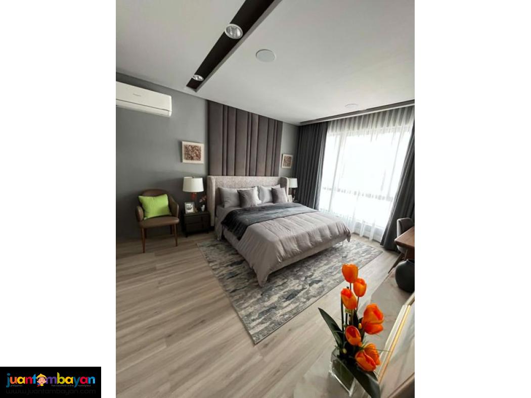 QC 4 BR townhome for sale near Fishermall