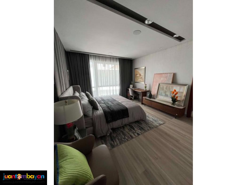 QC 4 BR townhome for sale near Fishermall