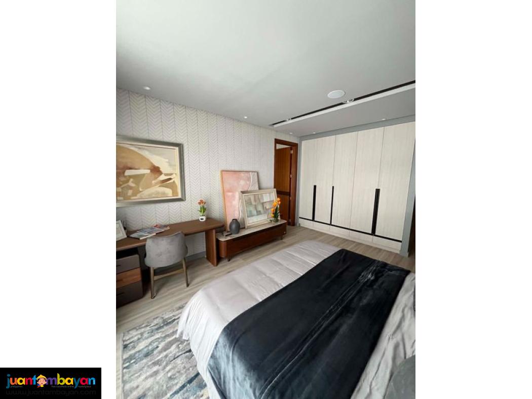 QC 4 BR townhome for sale near Fishermall