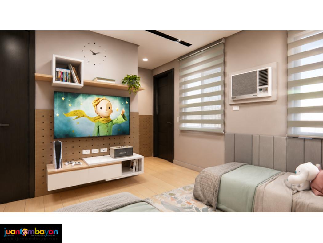 Quezon City Luxury Townhouse in Cubao near MRT station