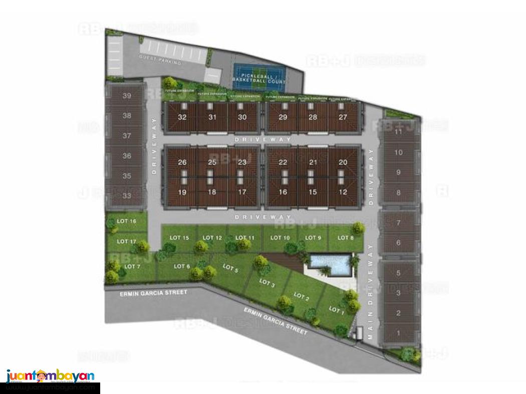 Quezon City Luxury Townhouse in Cubao near MRT station