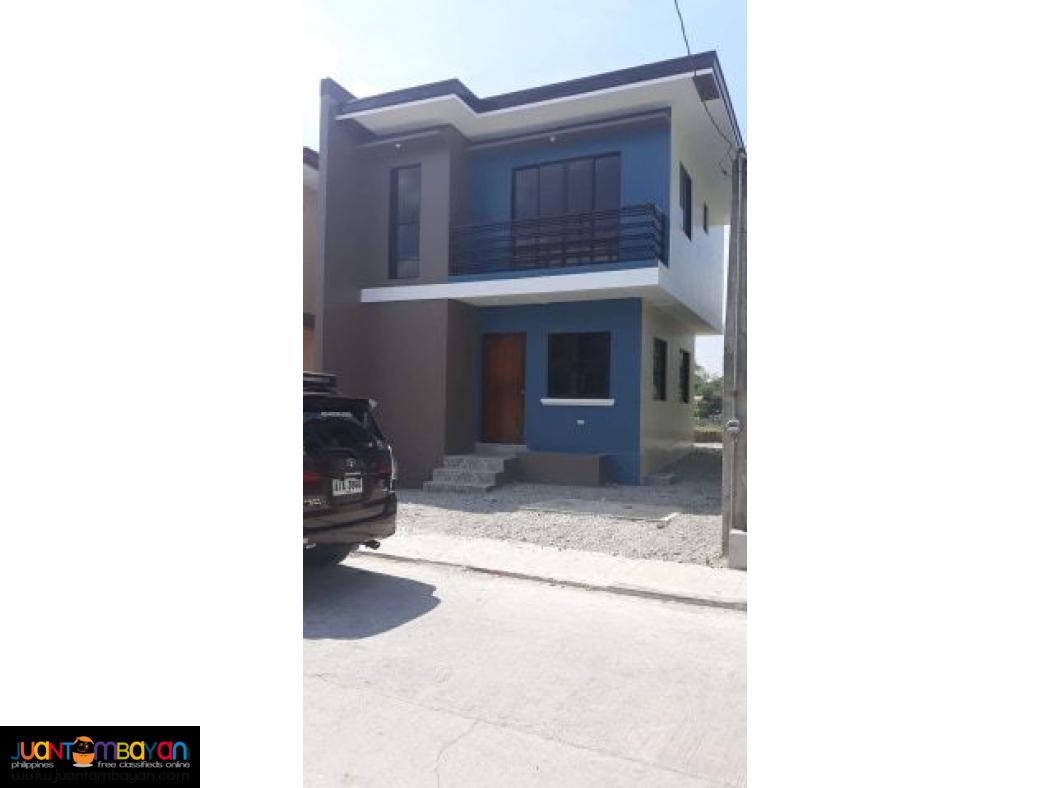 Single Attached 3 bedroom near SM San Mateo Birmingham Alberto