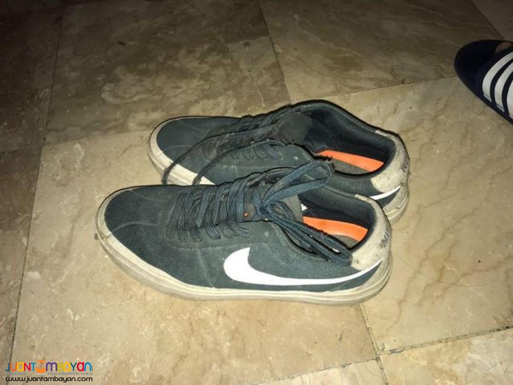 army green nike wedge sneakers