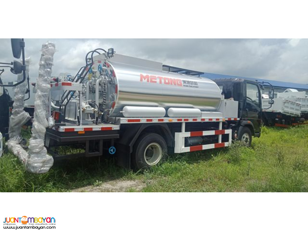 ASPHALT DISTRIBUTOR sinotruk homan h3 6 wheeler 