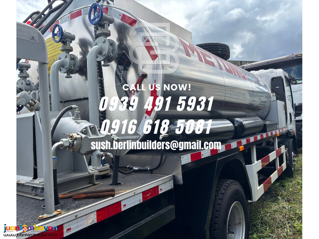 ASPHALT DISTRIBUTOR TRUCK 5KL sinotruk homan h3 6 wheeler 