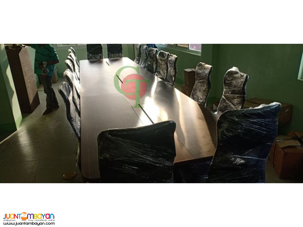Meeting Table / Conference Table