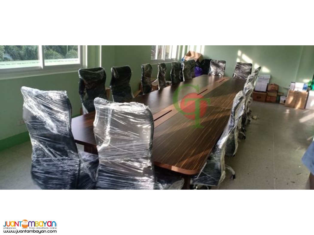 Meeting Table / Conference Table