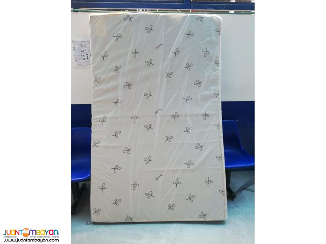 Uratex Classic Foam with Polycotton cover